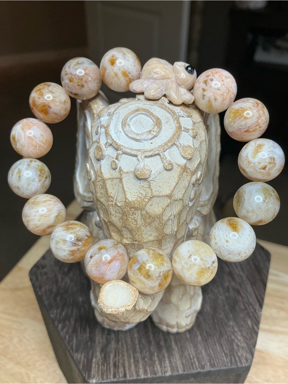Golden Web - Trapiche Citrine 13mm with Alashan Spider - Picture 2 of 3